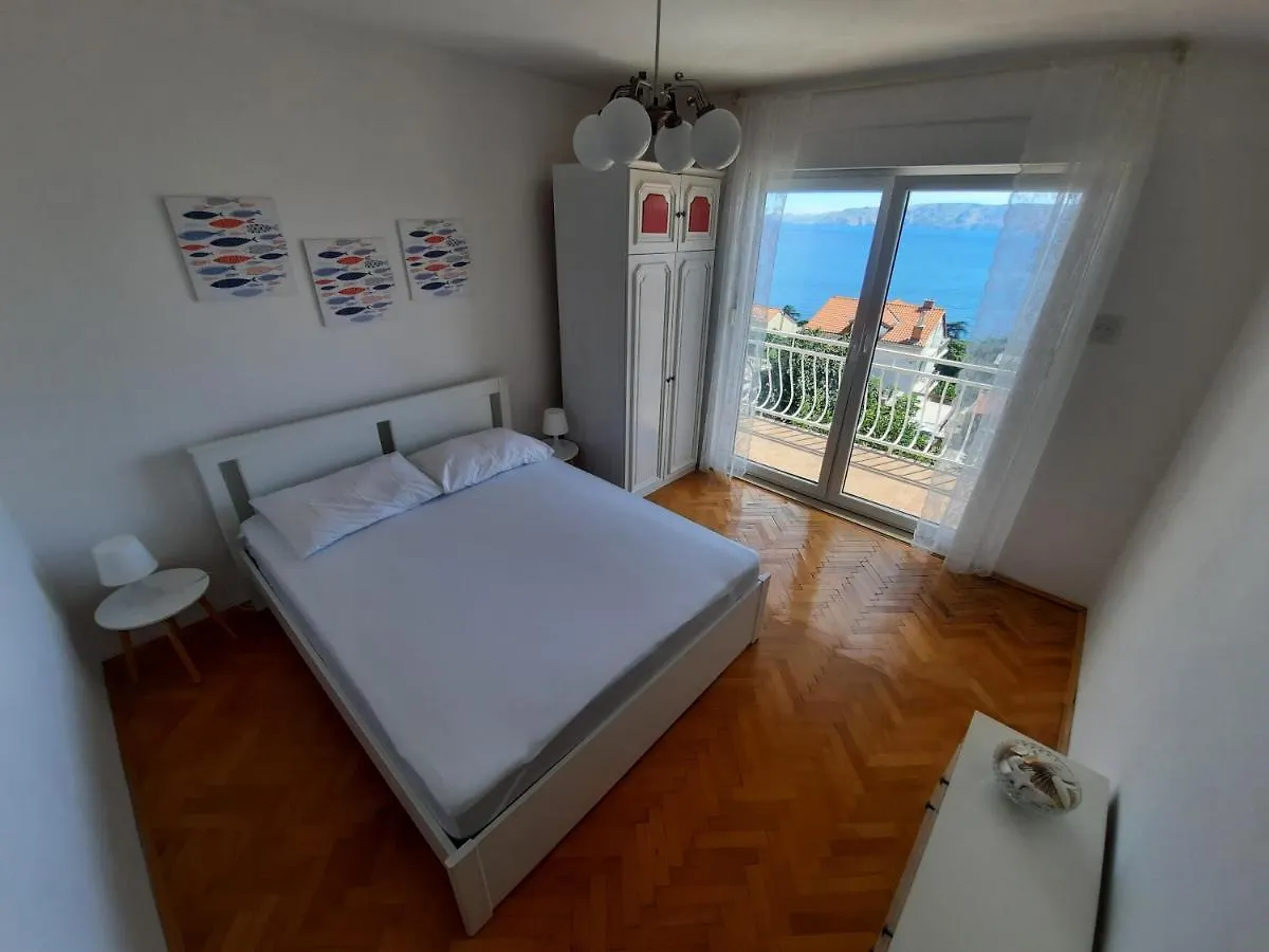 Apartments Novum Novi Vinodolski 0*,